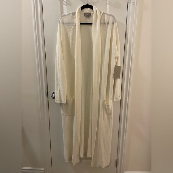 Long White Cardigan - Picture 5 of 5